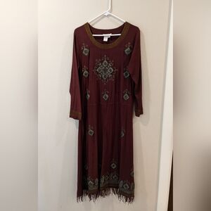 100% Rayon Papillon burgundy maxi dress women's size medium